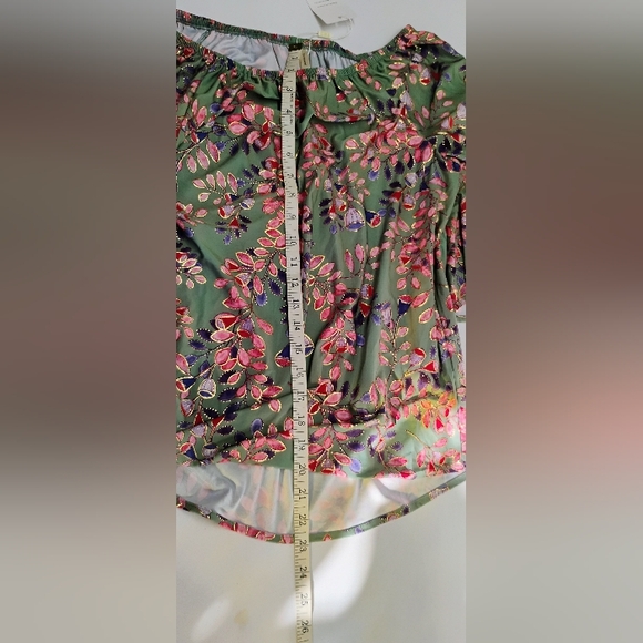 Yoaresweet Off The Shoulder Blouse Floral Women's Sz M NWT 3/4 Flutter Sleeves - Picture 9 of 11